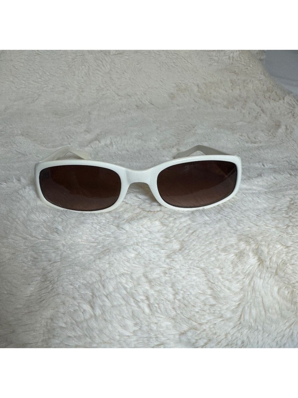 Guess White Sunglasses with Brown Lenses